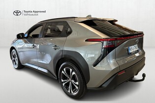 Toyota bZ4X vaihtoauto