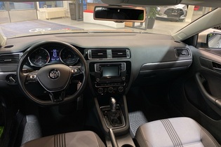 Volkswagen Jetta vaihtoauto