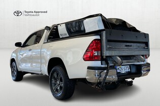 Toyota Hilux vaihtoauto