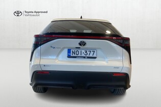 Toyota bZ4X vaihtoauto