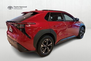 Toyota bZ4X vaihtoauto