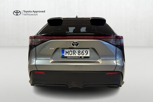 Toyota bZ4X vaihtoauto