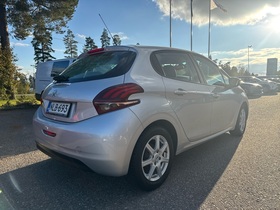 Peugeot 208 vaihtoauto
