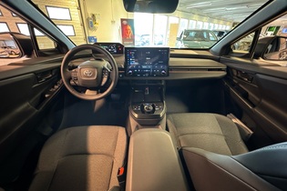 Toyota bZ4X vaihtoauto