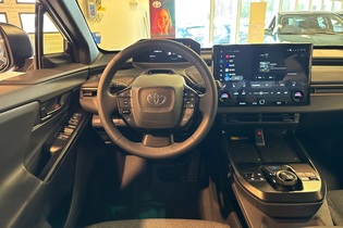 Toyota bZ4X vaihtoauto