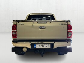 Toyota Hilux vaihtoauto