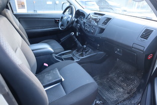 Toyota Hilux vaihtoauto