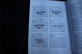 Toyota Hilux vaihtoauto