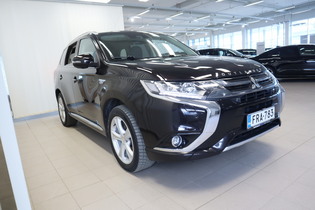 Mitsubishi Outlander PHEV vaihtoauto