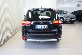 Mitsubishi Outlander PHEV vaihtoauto