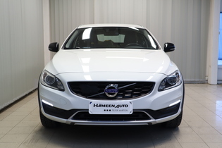 Volvo V60 Cross Country vaihtoauto