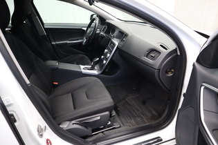 Volvo V60 Cross Country vaihtoauto