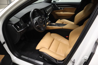 Volvo V90 Cross Country vaihtoauto