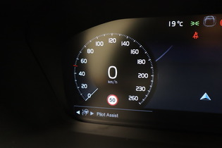 Volvo V90 Cross Country vaihtoauto