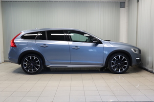 Volvo V60 Cross Country vaihtoauto