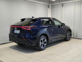 Toyota bZ4X vaihtoauto