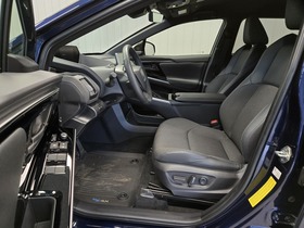 Toyota bZ4X vaihtoauto