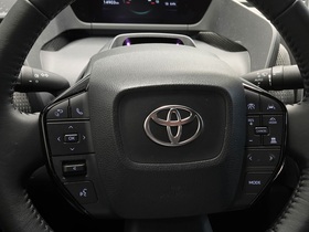 Toyota bZ4X vaihtoauto