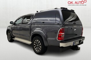 Toyota Hilux vaihtoauto