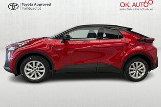 Toyota C-HR vaihtoauto