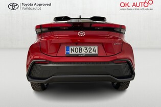 Toyota C-HR vaihtoauto