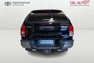 Toyota Hilux vaihtoauto