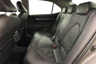 Toyota Camry vaihtoauto