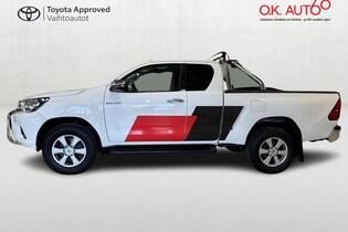 Toyota Hilux vaihtoauto