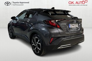 Toyota C-HR vaihtoauto