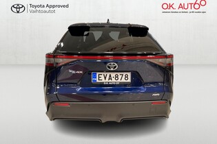 Toyota bZ4X vaihtoauto