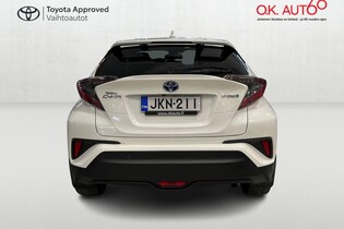 Toyota C-HR vaihtoauto