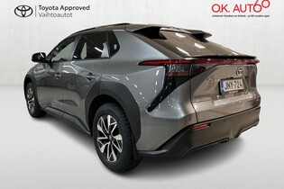 Toyota bZ4X vaihtoauto