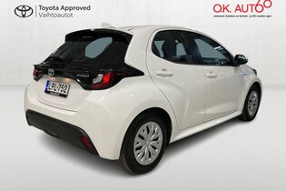 Toyota Yaris vaihtoauto