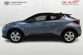 Toyota C-HR vaihtoauto