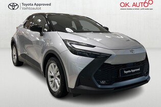 Toyota C-HR vaihtoauto