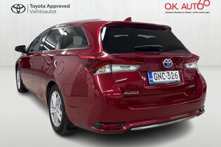 Toyota Auris vaihtoauto