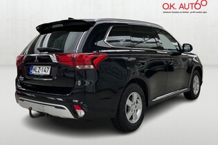 Mitsubishi Outlander PHEV vaihtoauto