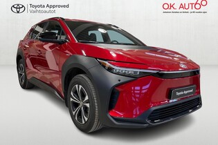 Toyota bZ4X vaihtoauto