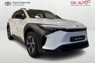 Toyota bZ4X vaihtoauto