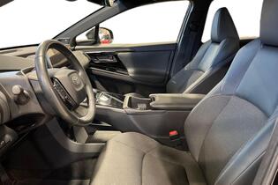 Toyota bZ4X vaihtoauto