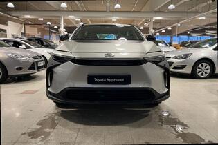 Toyota bZ4X vaihtoauto