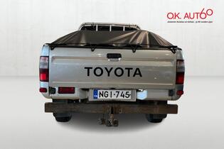 Toyota Hilux vaihtoauto