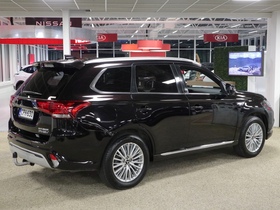 Mitsubishi Outlander PHEV vaihtoauto