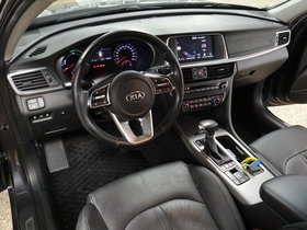 Kia Optima vaihtoauto