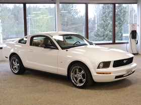 Ford USA Mustang vaihtoauto