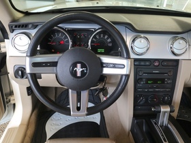 Ford USA Mustang vaihtoauto