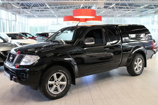 Nissan Navara vaihtoauto