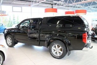 Nissan Navara vaihtoauto