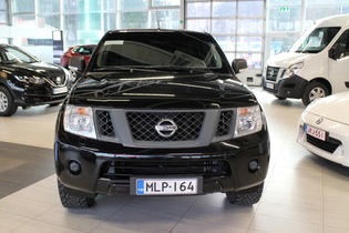 Nissan Navara vaihtoauto