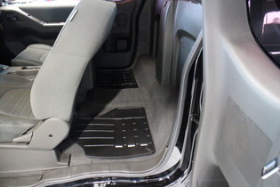 Nissan Navara vaihtoauto